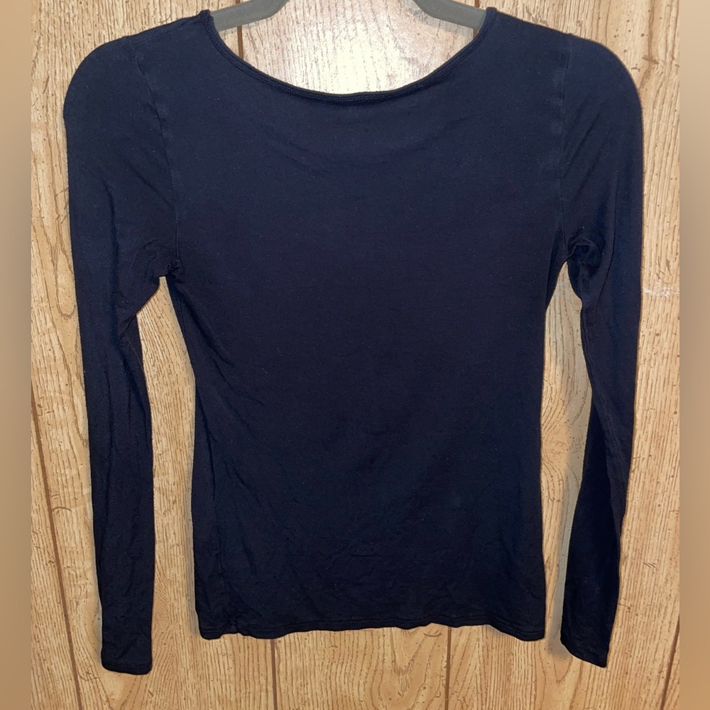 Hollister Must Have Collection Tie Front Long Sleeve Top - Picture 3 of 9